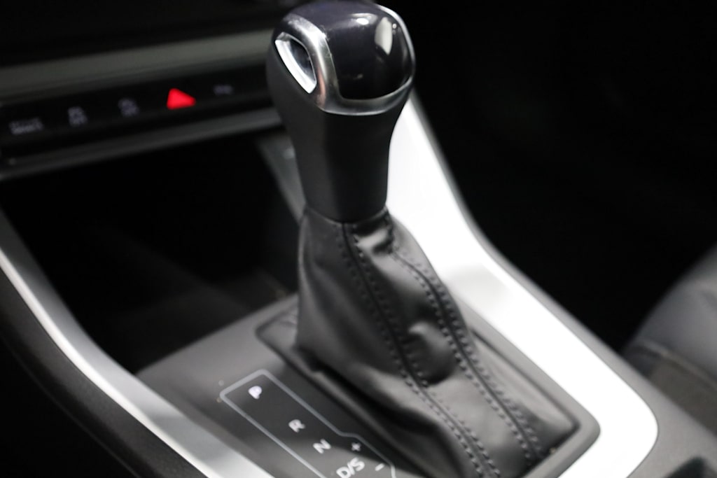 Thumbnail: 2022 Audi Q3 - 32