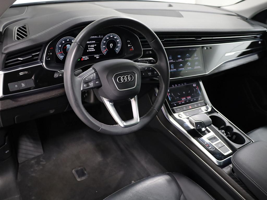 Thumbnail: 2023 Audi Q8 - 2