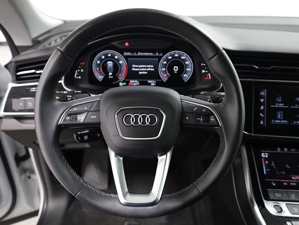 Thumbnail: 2023 Audi Q8 - 13