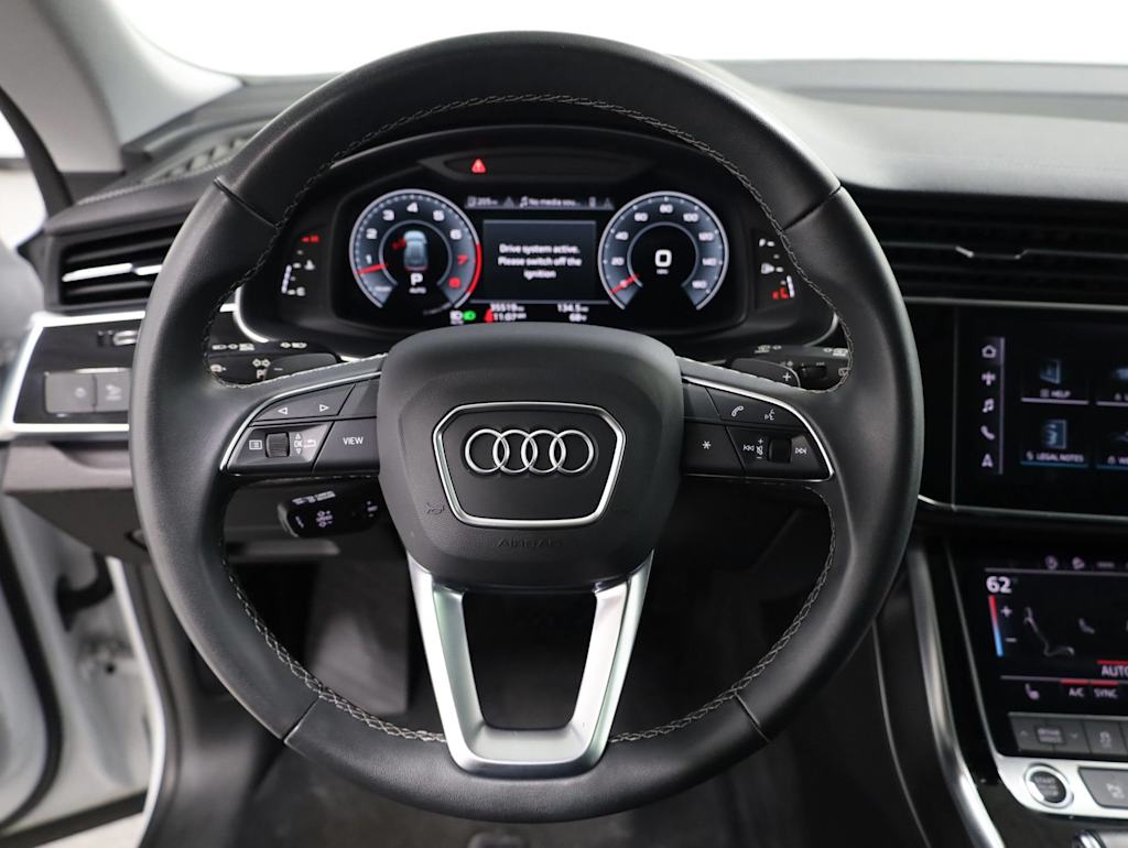 Thumbnail: 2023 Audi Q8 - 13