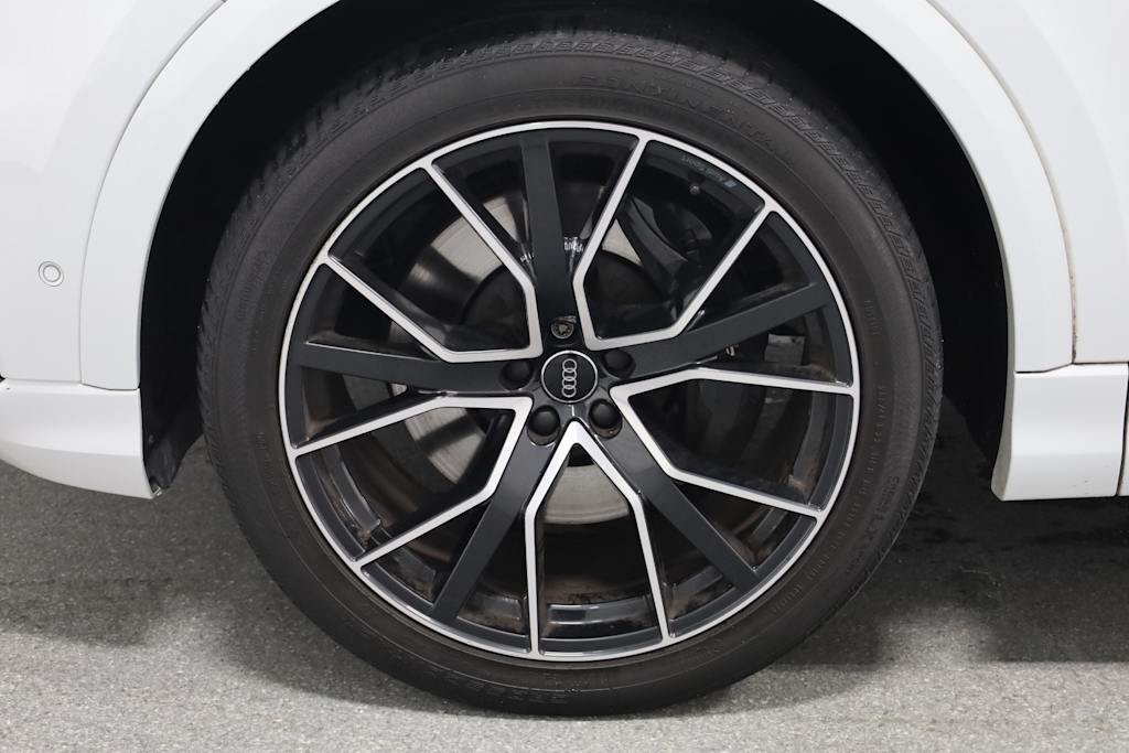 Thumbnail: 2020 Audi SQ8 - 39
