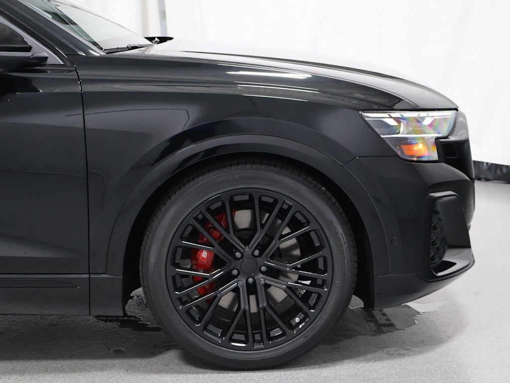 Thumbnail: 2026 Audi SQ8 - 8