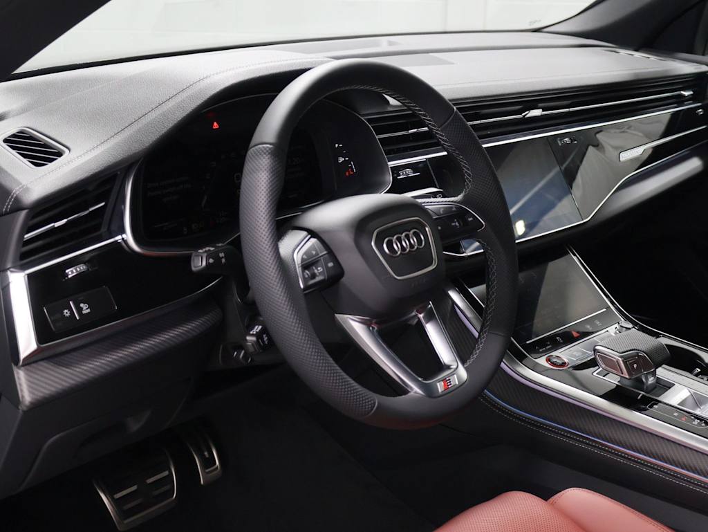 Thumbnail: 2026 Audi SQ8 - 2