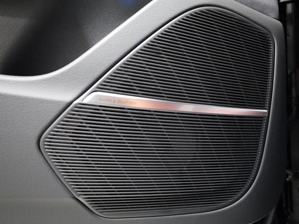Thumbnail: 2026 Audi SQ8 - 29