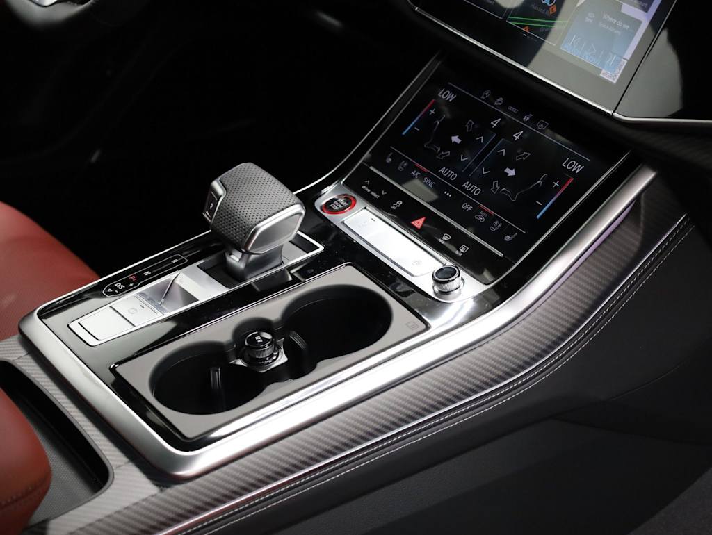 Thumbnail: 2026 Audi SQ8 - 7