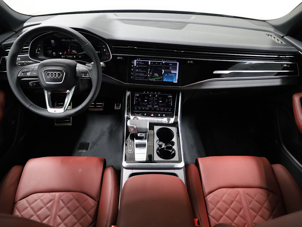 Thumbnail: 2026 Audi SQ8 - 15