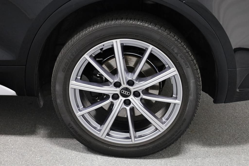 Thumbnail: 2023 Audi SQ5 - 39