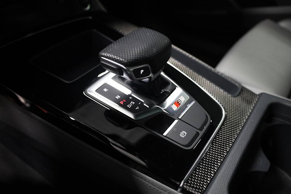 Thumbnail: 2023 Audi SQ5 - 33