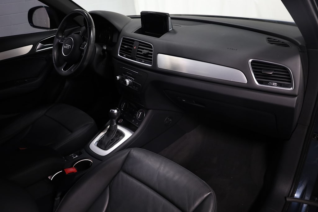 Thumbnail: 2018 Audi Q3 - 10