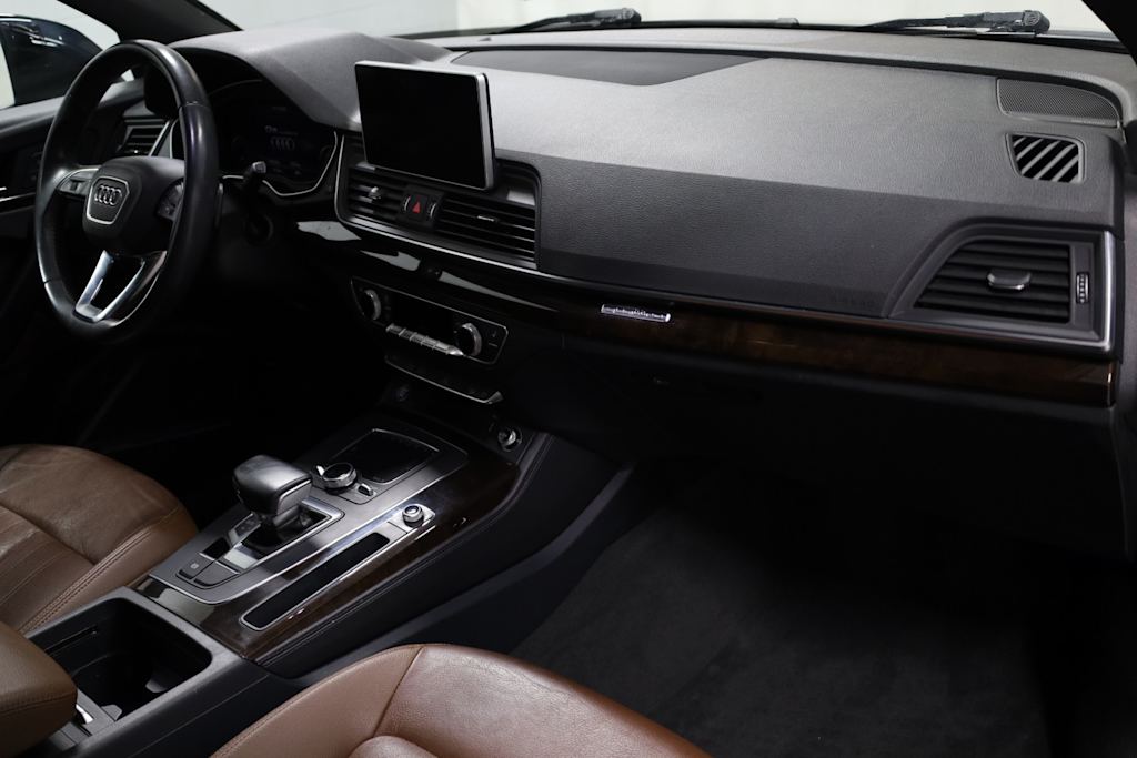 Thumbnail: 2019 Audi Q5 - 9