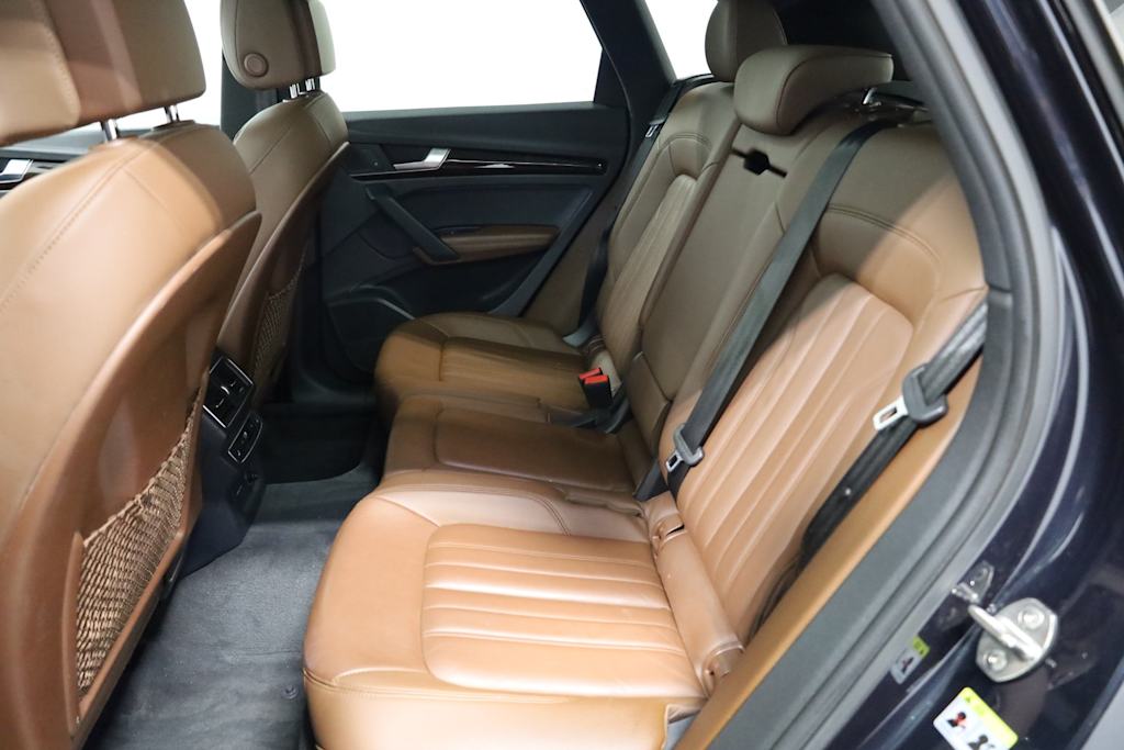 Thumbnail: 2019 Audi Q5 - 12