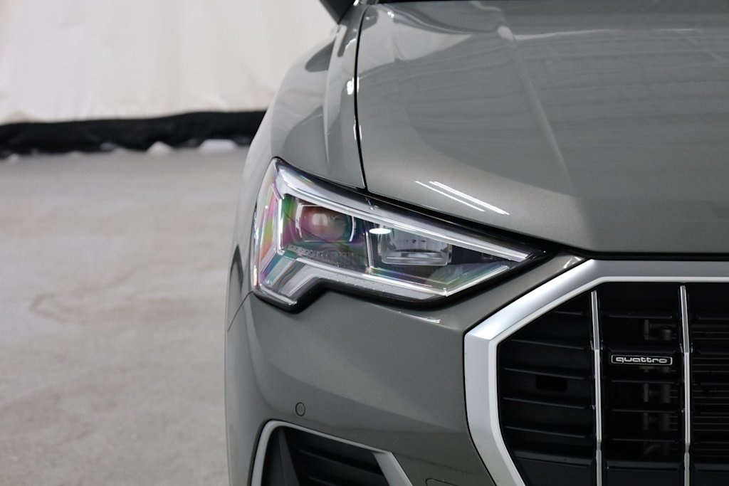 2022 Audi Q3 Premium Plus 24