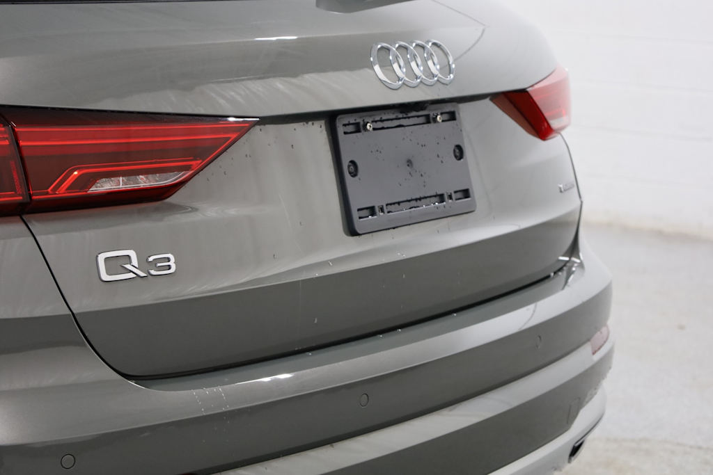 2022 Audi Q3 Premium Plus 19