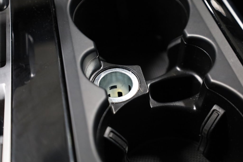 Thumbnail: 2023 Audi Q8 - 37