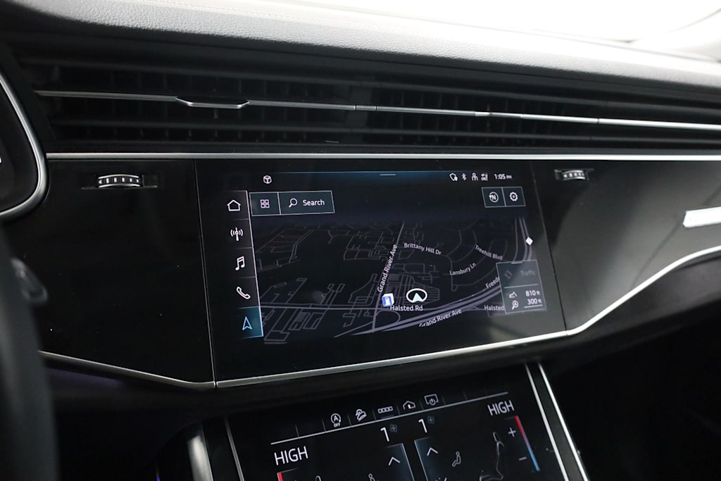 Thumbnail: 2023 Audi Q8 - 35