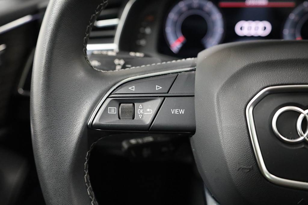 Thumbnail: 2023 Audi Q8 - 31