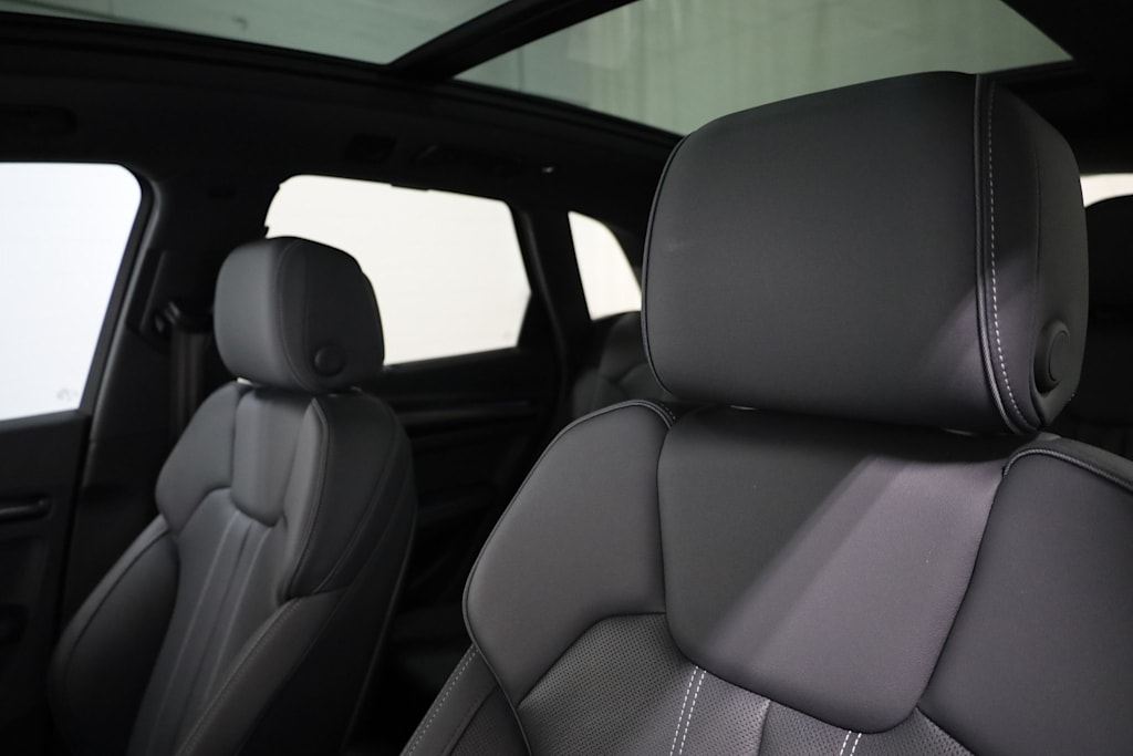 2021 Audi SQ5 Prestige 12