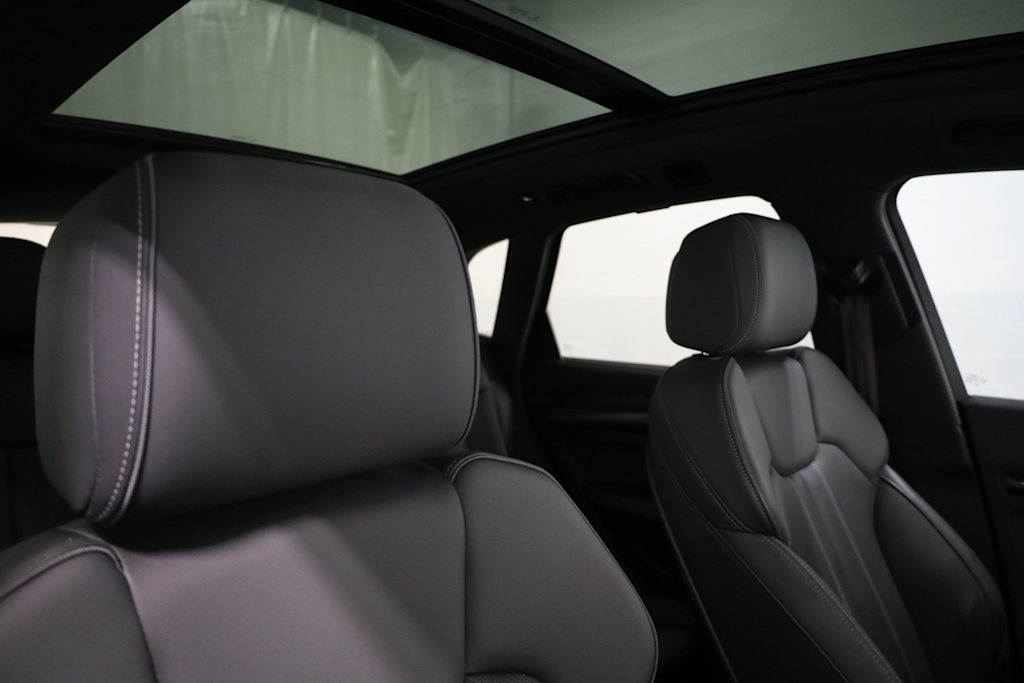 2021 Audi SQ5 Prestige 29