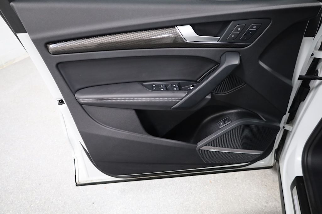 2021 Audi SQ5 Prestige 27
