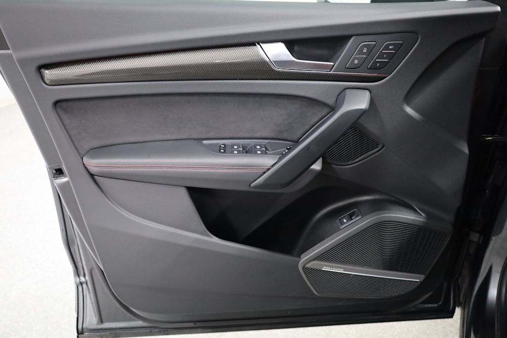 Thumbnail: 2023 Audi SQ5 - 27