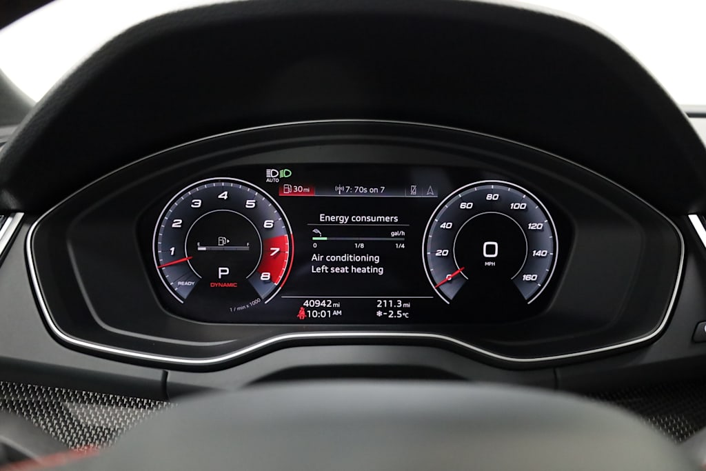 Thumbnail: 2023 Audi SQ5 - 17