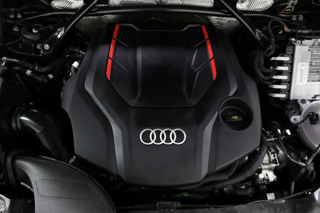 Thumbnail: 2023 Audi SQ5 - 8