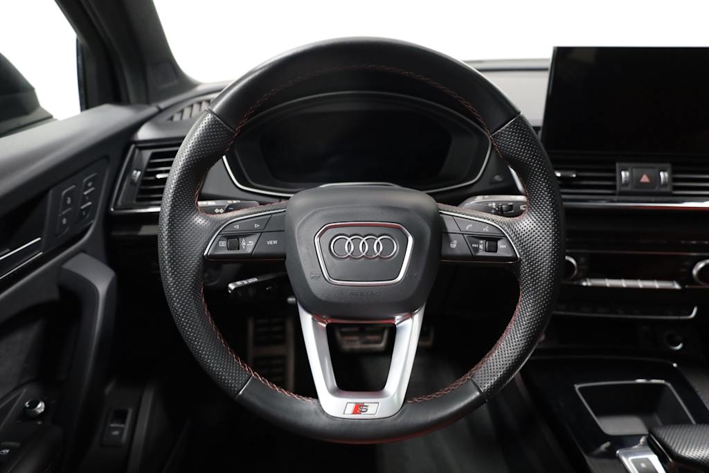 Thumbnail: 2023 Audi SQ5 - 13