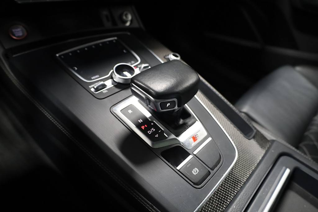 Thumbnail: 2018 Audi SQ5 - 32