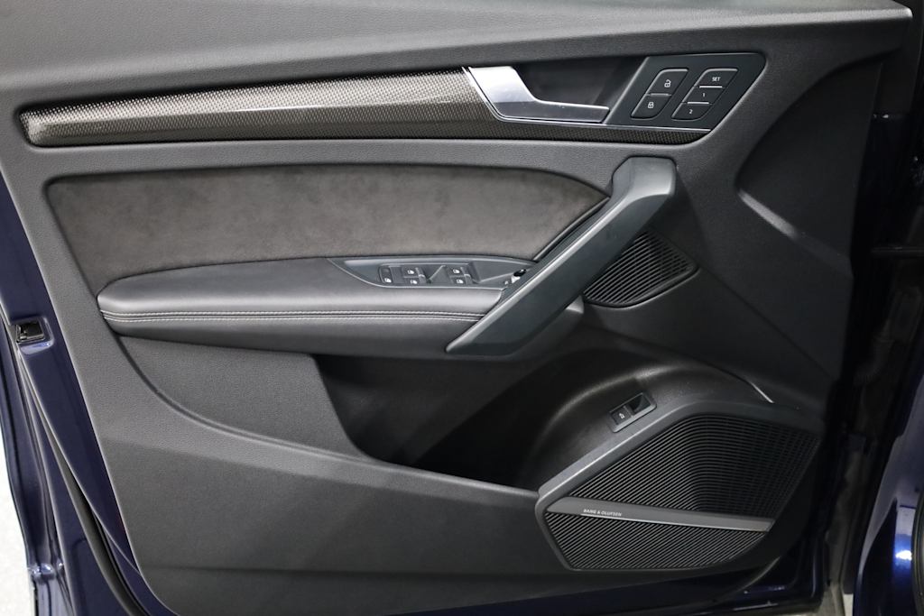 Thumbnail: 2018 Audi SQ5 - 27