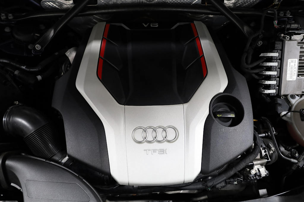 Thumbnail: 2018 Audi SQ5 - 9