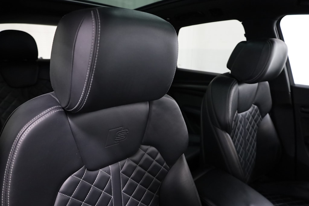 Thumbnail: 2018 Audi SQ5 - 29