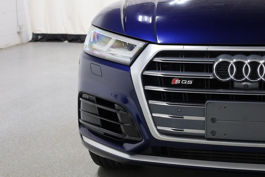 Thumbnail: 2018 Audi SQ5 - 26