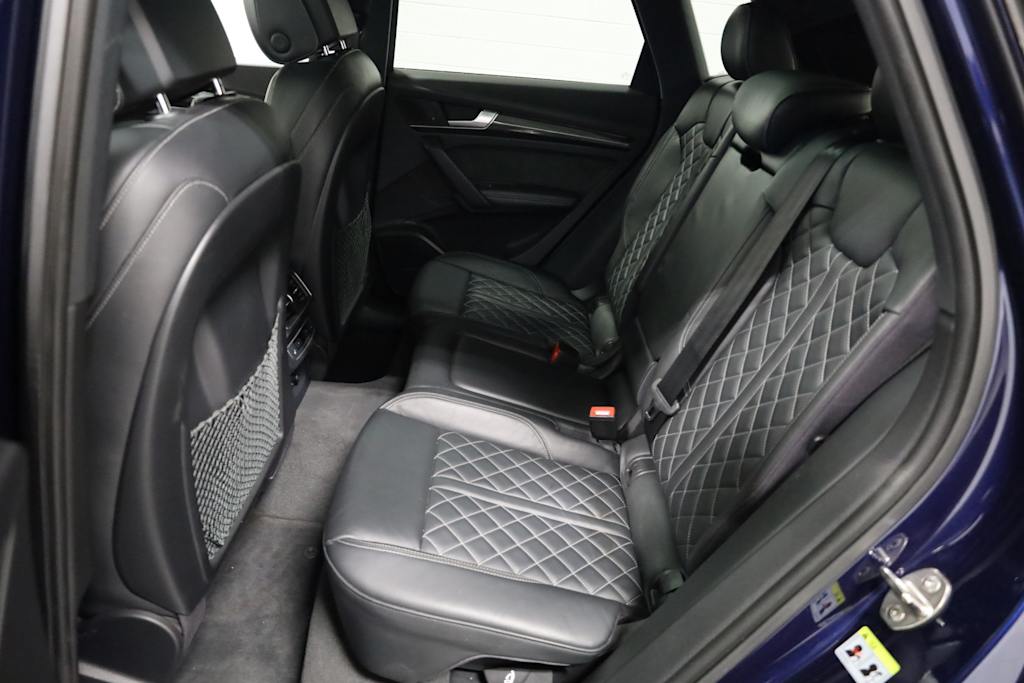 Thumbnail: 2018 Audi SQ5 - 13