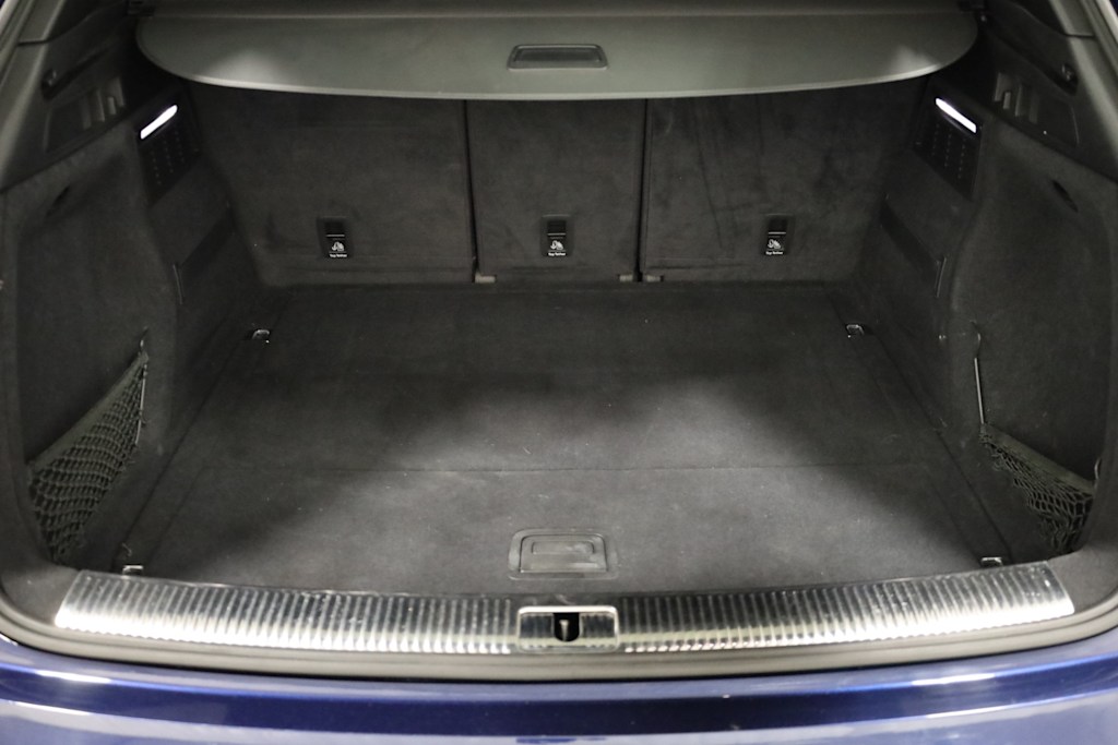 Thumbnail: 2018 Audi SQ5 - 19