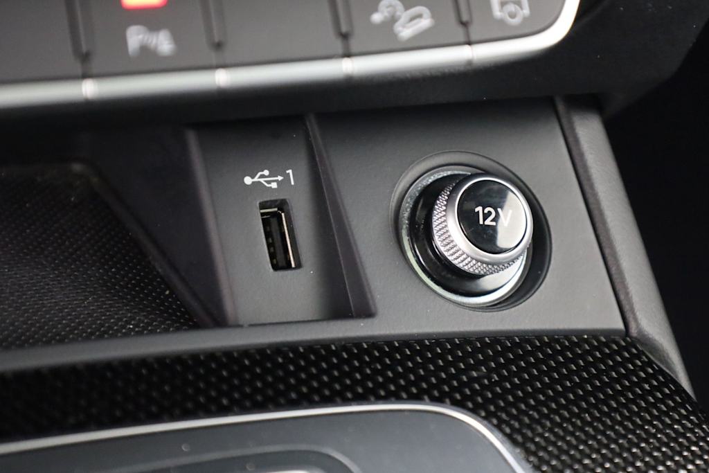 Thumbnail: 2018 Audi SQ5 - 34