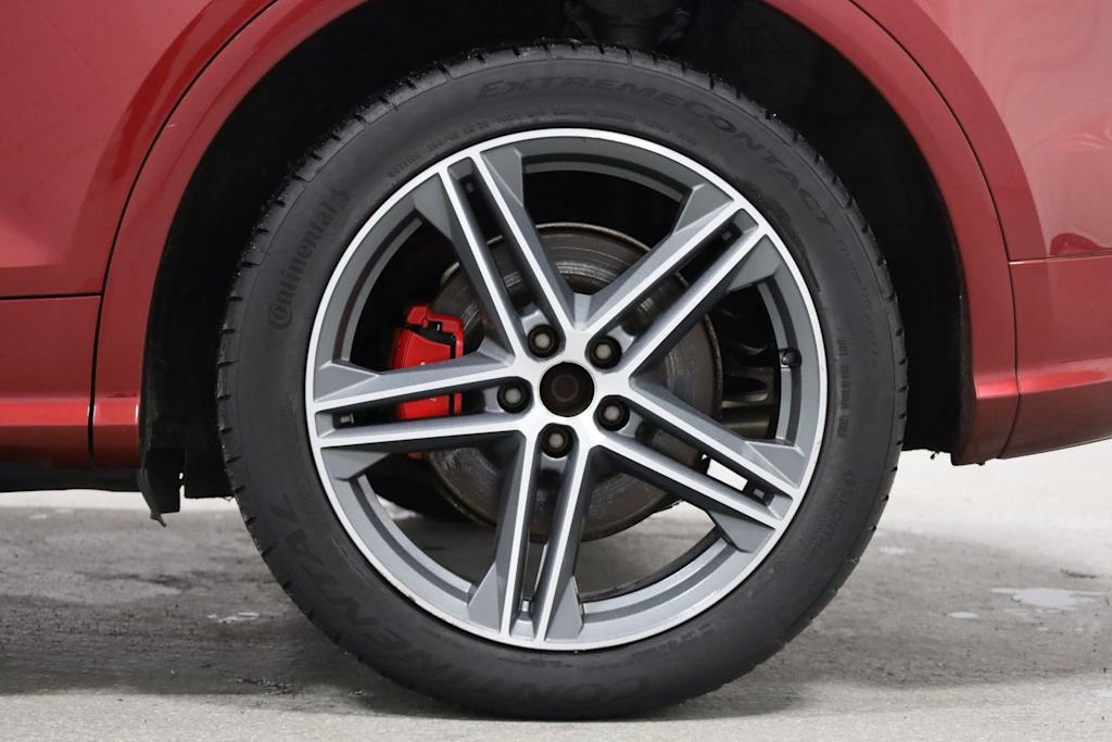 Thumbnail: 2018 Audi SQ5 - 37