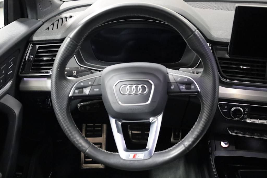 Thumbnail: 2021 Audi SQ5 - 14