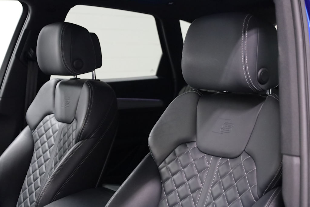 Thumbnail: 2021 Audi SQ5 - 12