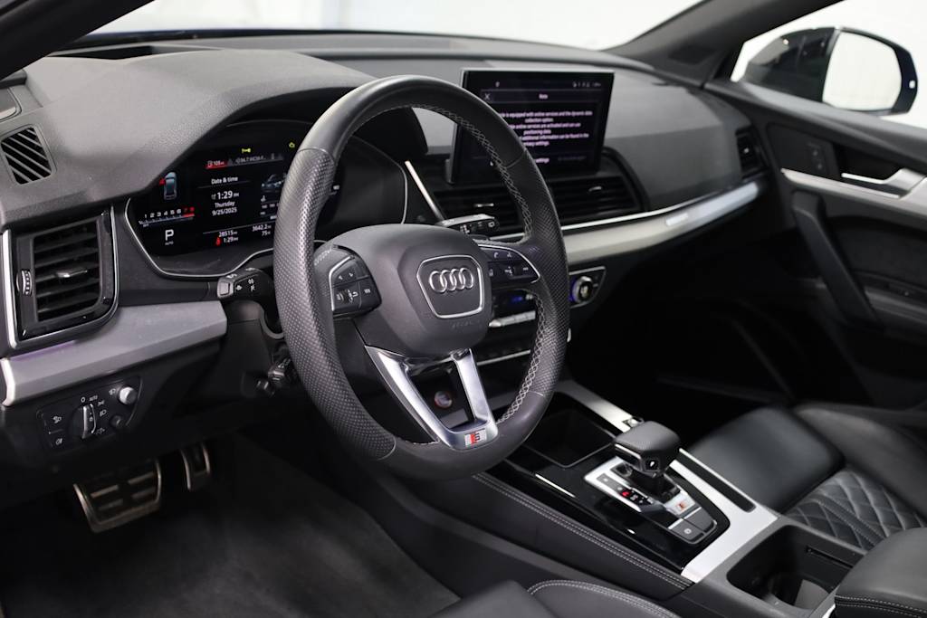 Thumbnail: 2021 Audi SQ5 - 2