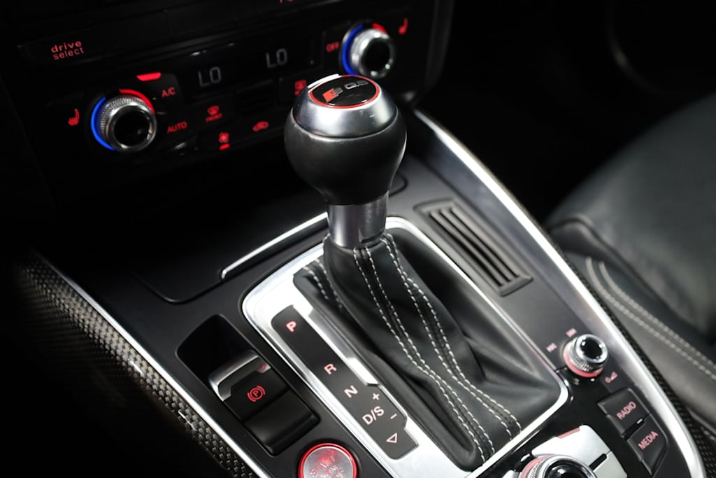 2015 Audi SQ5 Premium Plus 32