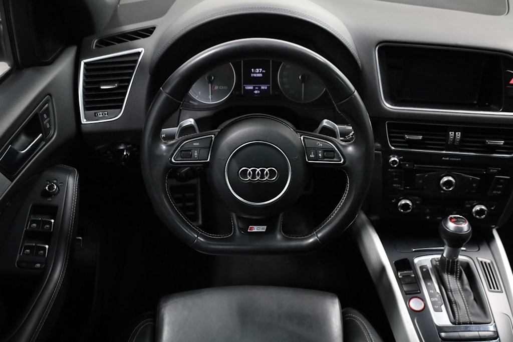 Thumbnail: 2014 Audi SQ5 - 14