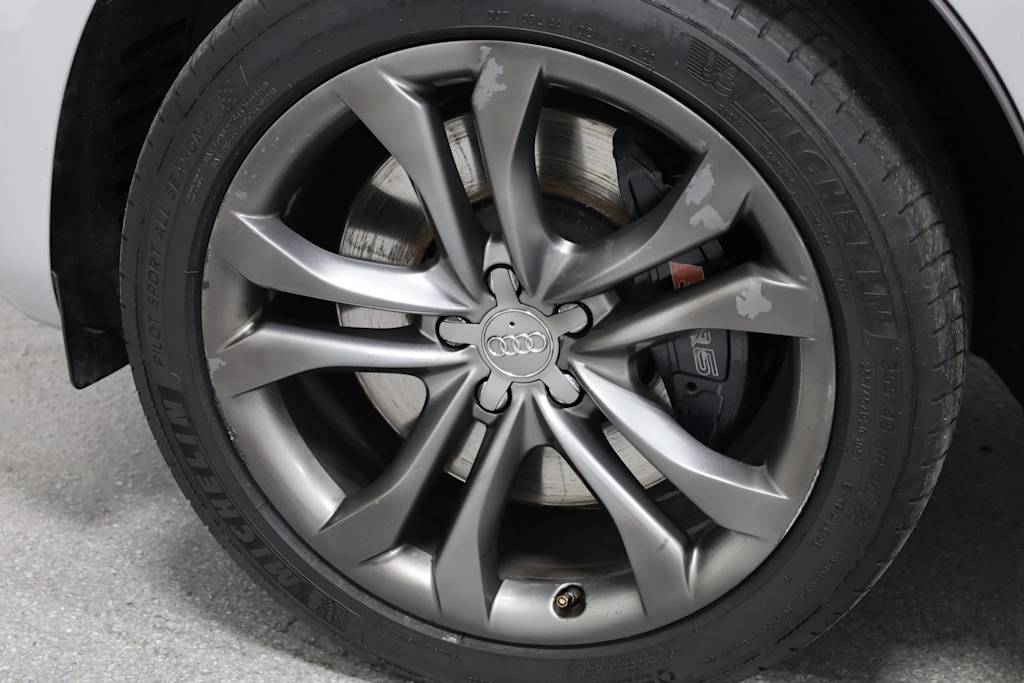 Thumbnail: 2014 Audi SQ5 - 37