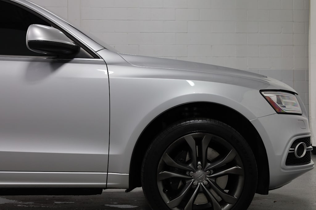 Thumbnail: 2014 Audi SQ5 - 8
