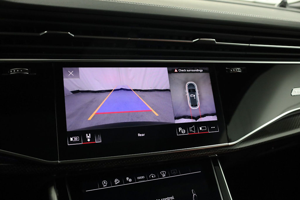 Thumbnail: 2023 Audi SQ8 - 35