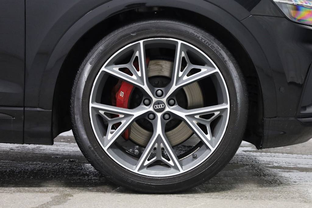 Thumbnail: 2023 Audi SQ8 - 23