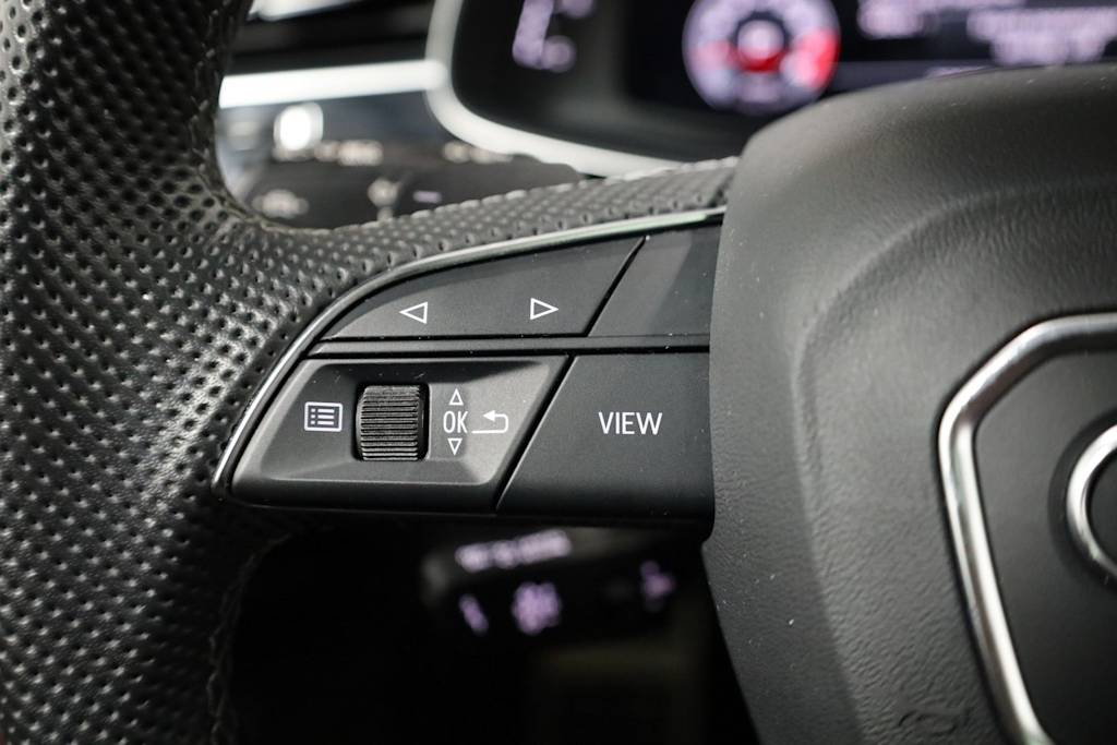 Thumbnail: 2023 Audi SQ8 - 29