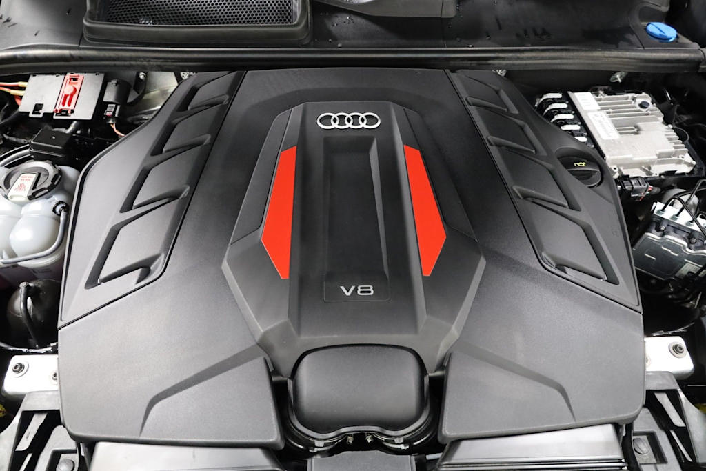 Thumbnail: 2023 Audi SQ8 - 9