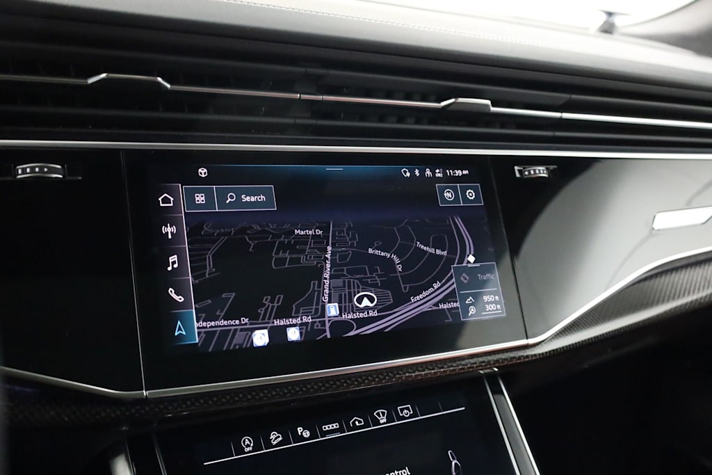 Thumbnail: 2023 Audi SQ8 - 34