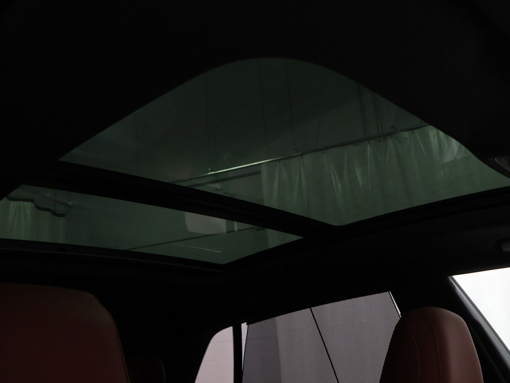 Thumbnail: 2024 Audi SQ8 - 29