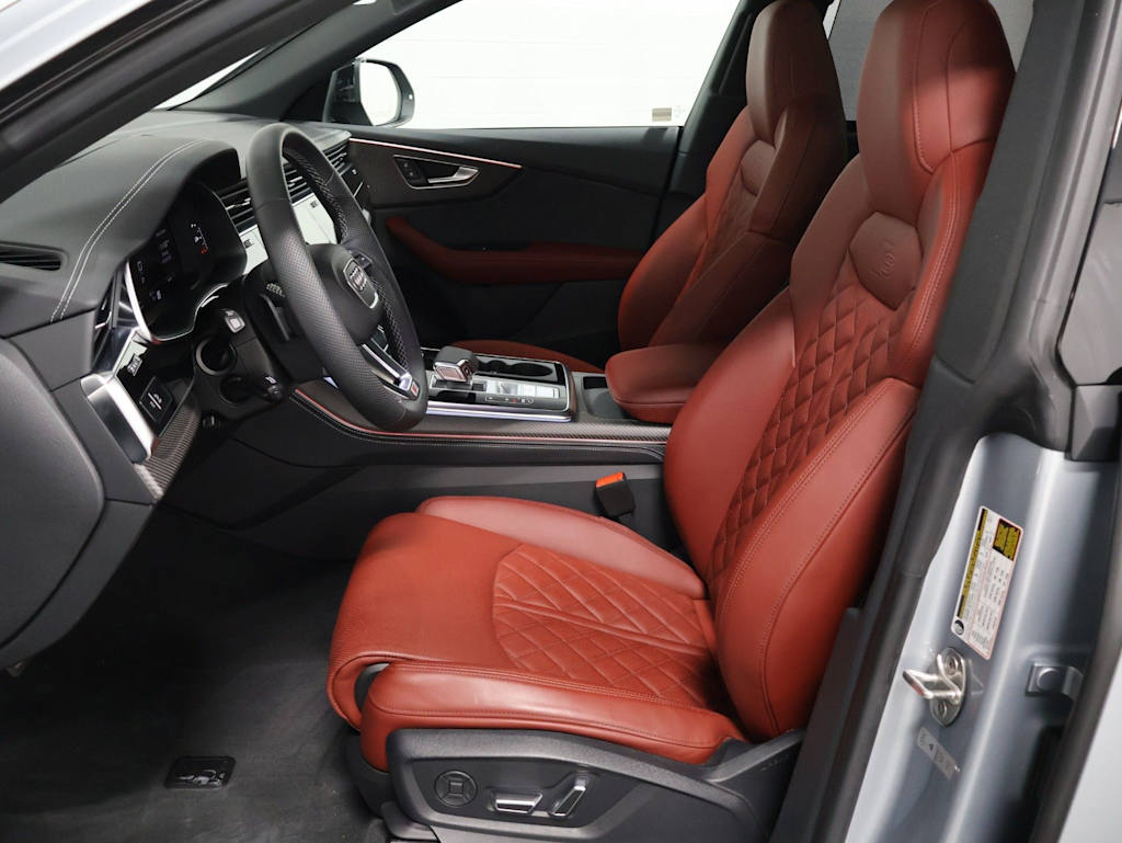 Thumbnail: 2024 Audi SQ8 - 11